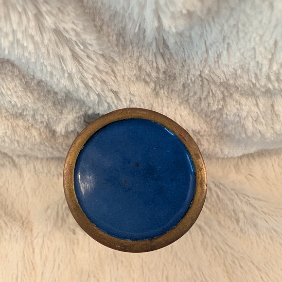 Vintage Chinese Cinnabar Lacquer Vase – Hand-Carved Floral Design – Mid-20th Cen - Picture 4 of 4